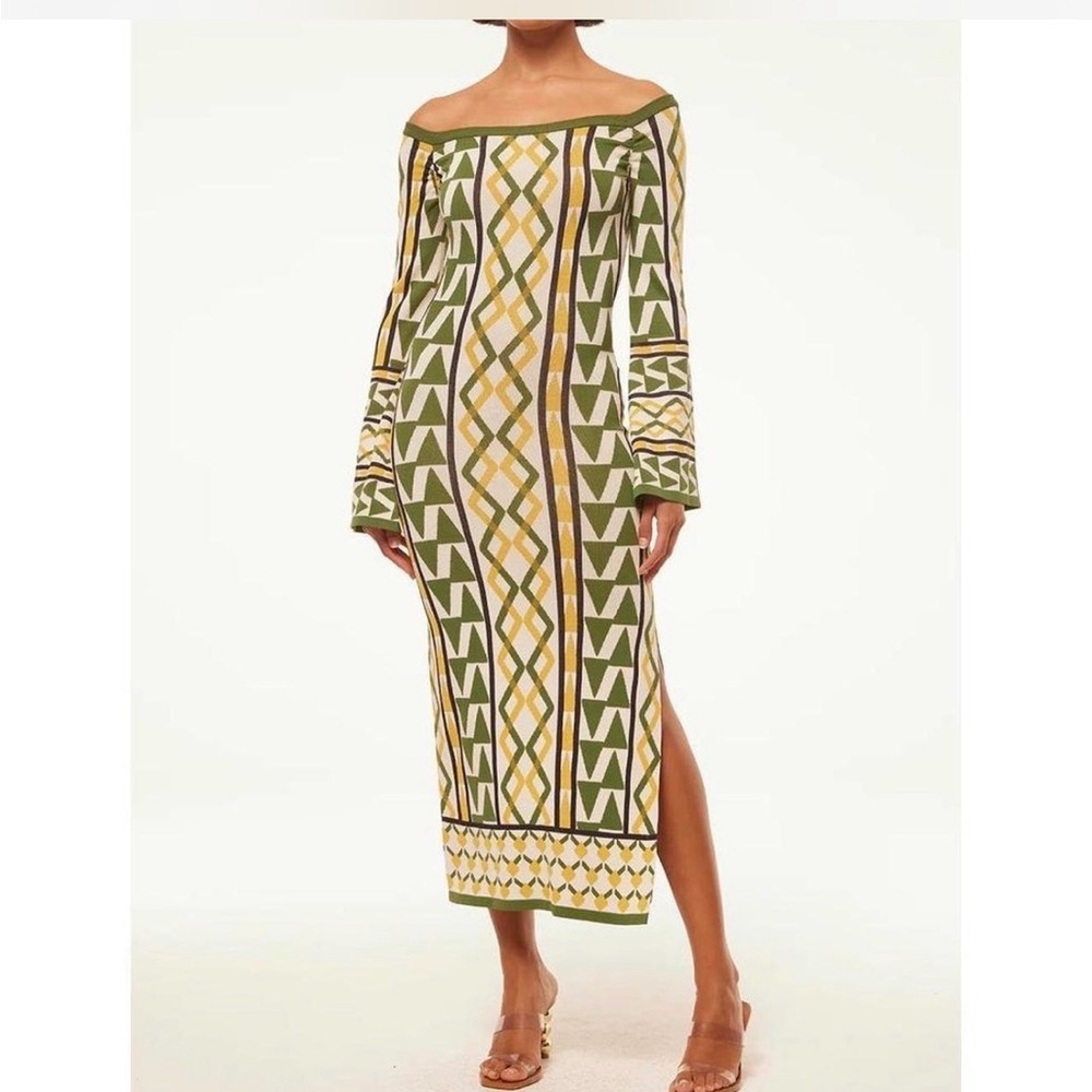 NWT 365.00 MISA 
Jaquetta Dress Size medium Will Fit to Large